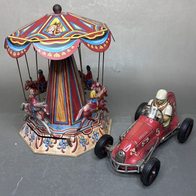 ブリキのおもちゃ