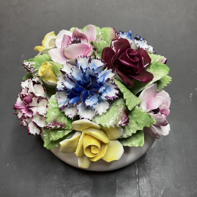 ロイヤルドルトン ROYAL DOULTON