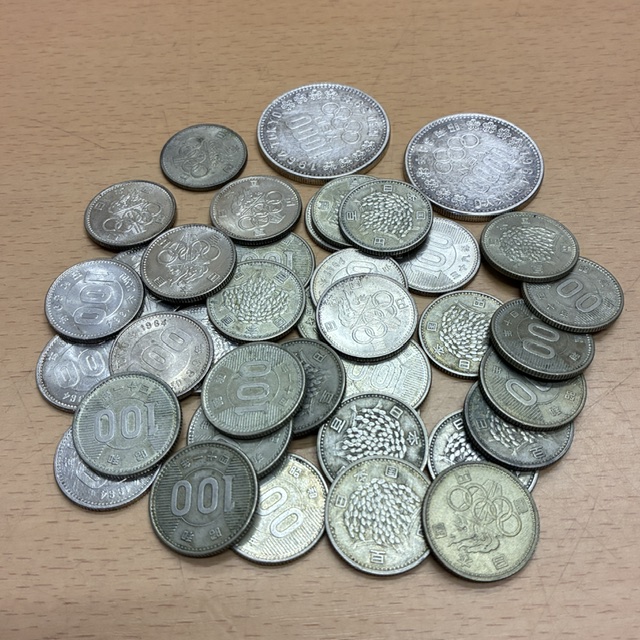 100円銀貨、1000円銀貨